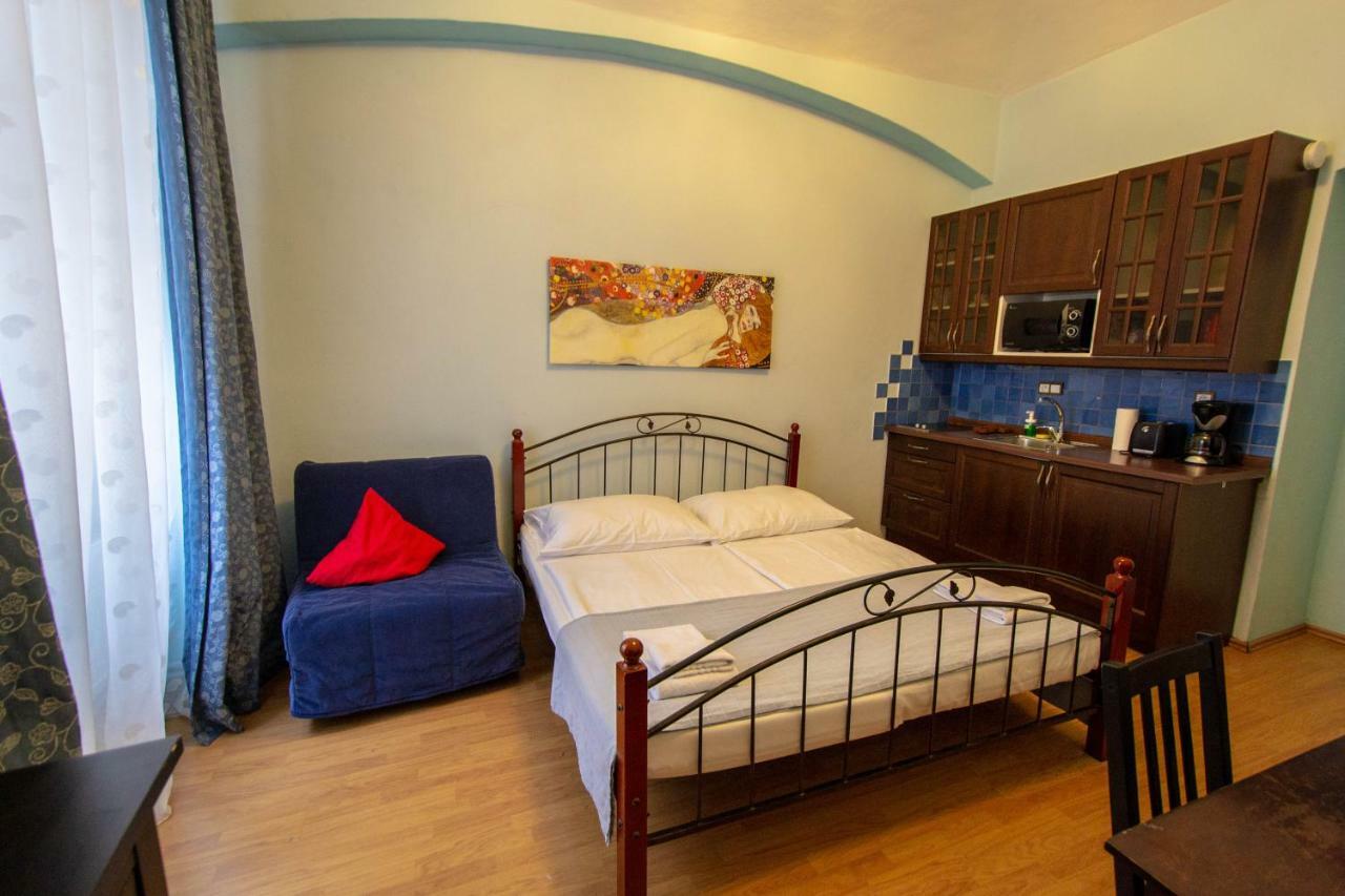 Ruterra Cimburkova Apartmán *